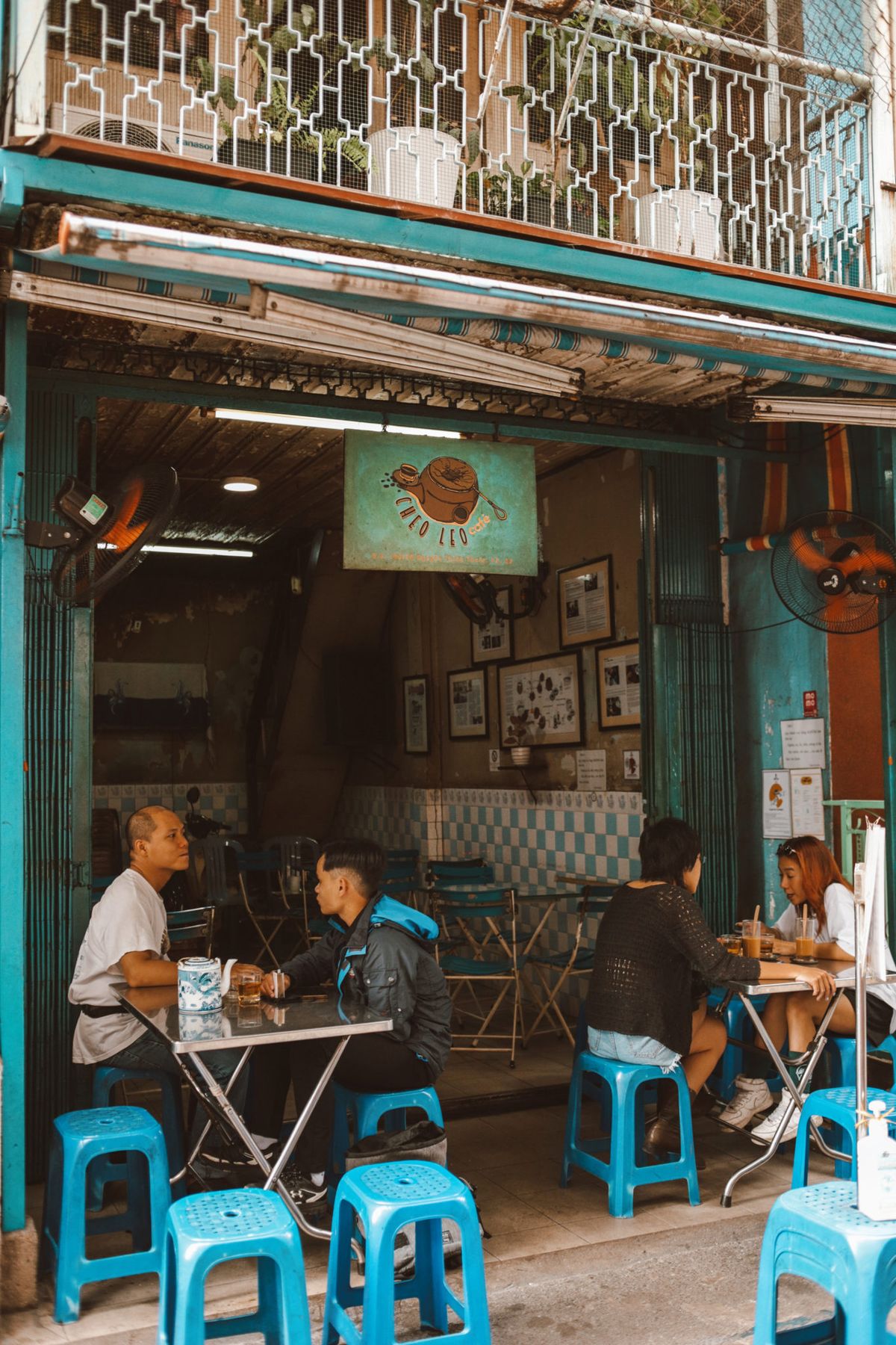 vietnamese coffee shop