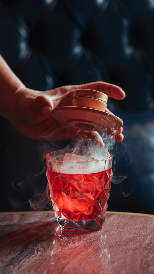 nom:me | Bondz: DIFC's New Speakeasy-Inspired Executive Lounge