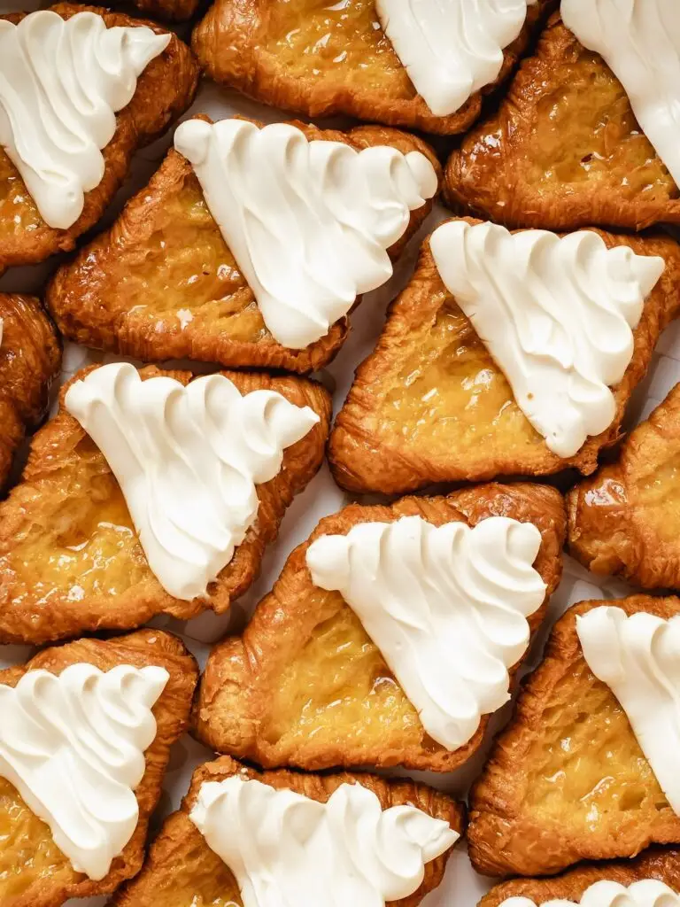 nom:me | The Dubai Sweet Treat Tour: The Bakeries to Hop and What to Order nom:me | The Dubai Sweet Treat Tour: The Bakeries to Hop and What to Order